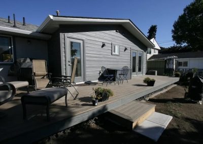 LoneWolf Homes Bay Ave back deck and new siding