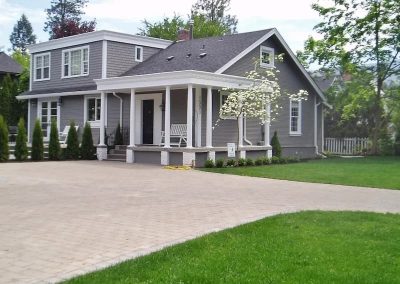 LoneWolf Homes Heritage Home front view