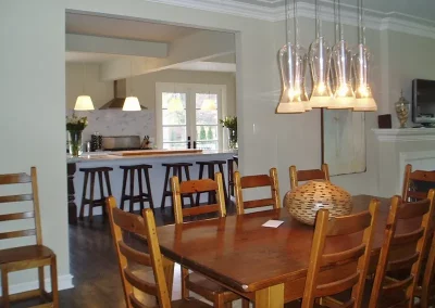 LoneWolf Homes Heritage Home dining room looking into kitchen