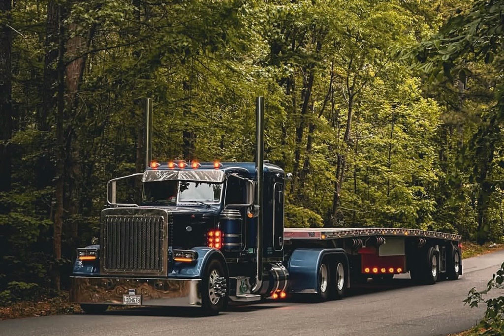 ROJ Truck and Trailer flatbed
